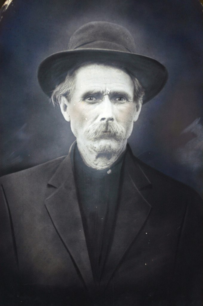 Black and white photo of Thomas Jefferson White form the early 1900's